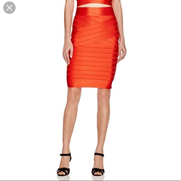 French Connection Dresses & Skirts - ✨NWT✨ French Connection Bandage Skirt
